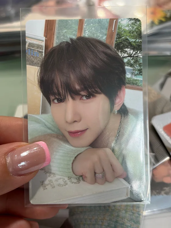 ATEEZ 2024 SEASON'S GREETINGS