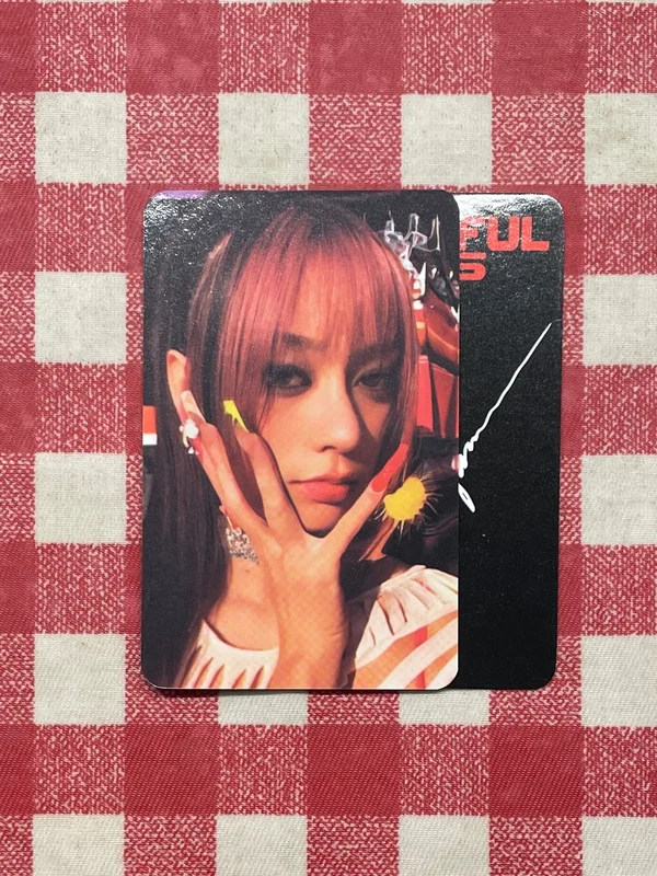 BEAUTIFUL CHAOS Kpop Nara