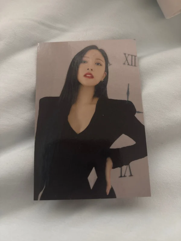 4TH WORLD TOUR 'III' Trading Card