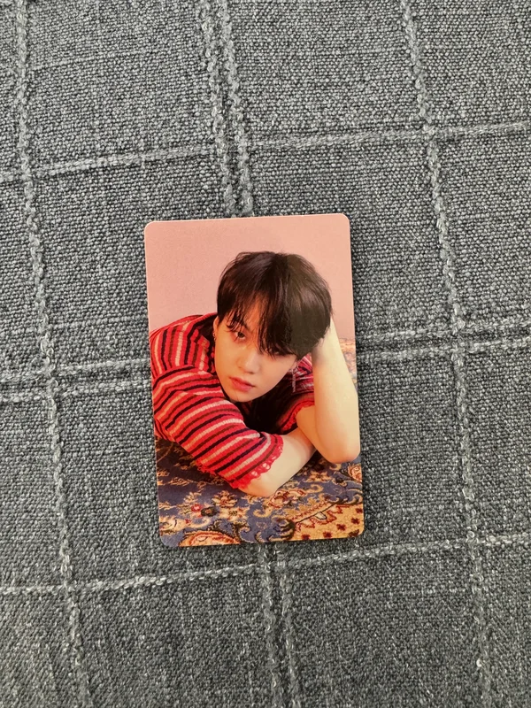 LOVE YOURSELF 'Tear' Suga