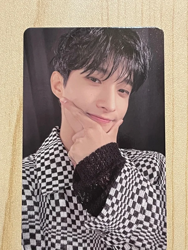 2022 SEVENTEEN in CARAT LAND MEMORY BOOK+ DVD