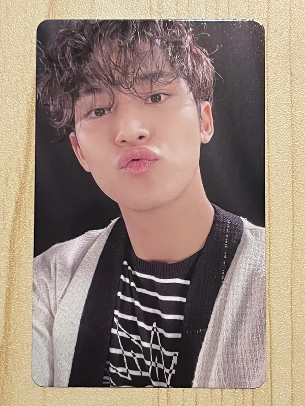 2022 SEVENTEEN in CARAT LAND MEMORY BOOK+ DVD