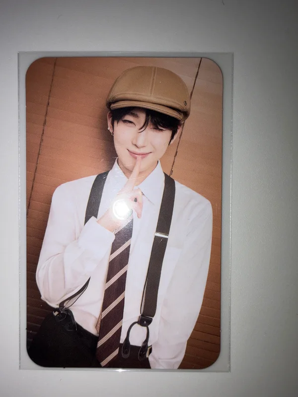 DARK MOON SPECIAL ALBUM 'MEMORABILIA' Moon ver.