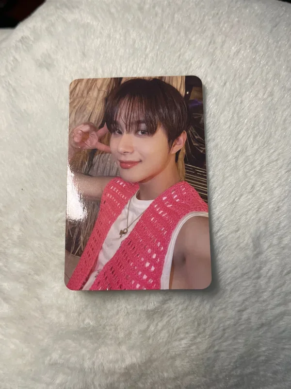 2 Baddies Photobook Ver. US ver.