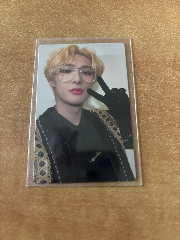 SPIN OFF : FROM THE WITNESS hello82