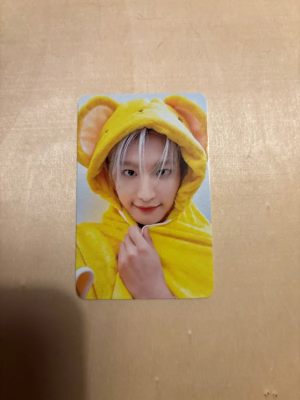 GOLDEN HOUR : Part.2 Hellolive shop LUCKY DRAW