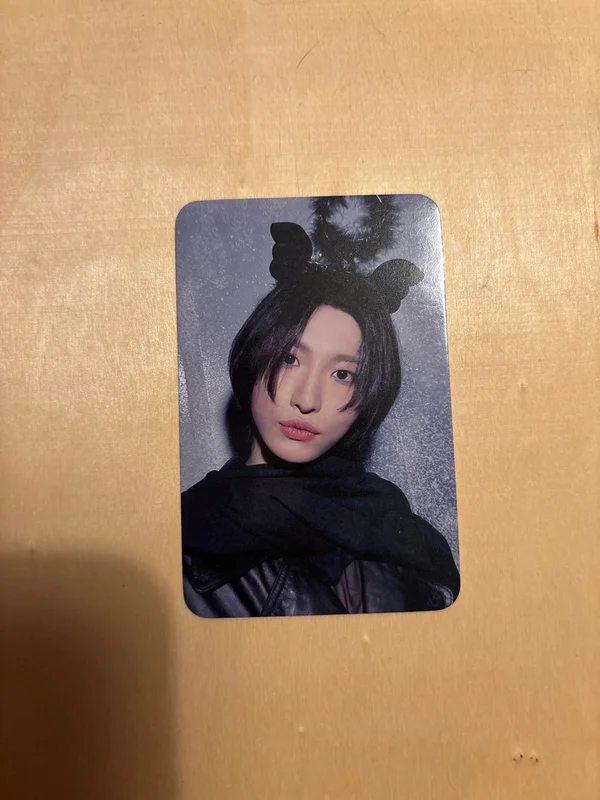 GOLDEN HOUR : Part.2 fromm store LUCKY DRAW