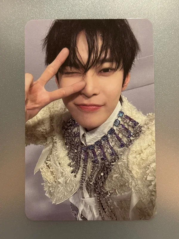 Fact Check Chandelier Ver.