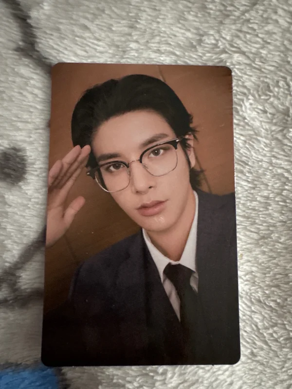 DARK MOON SPECIAL ALBUM 'MEMORABILIA' WEVERSE