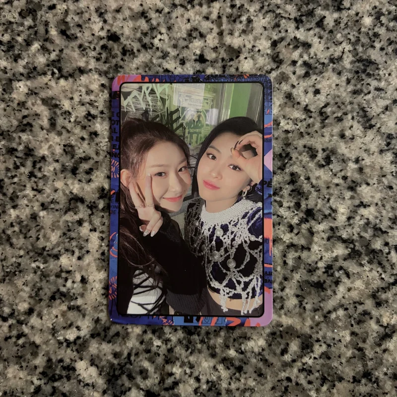 Unit Itzy - IT'z ME
