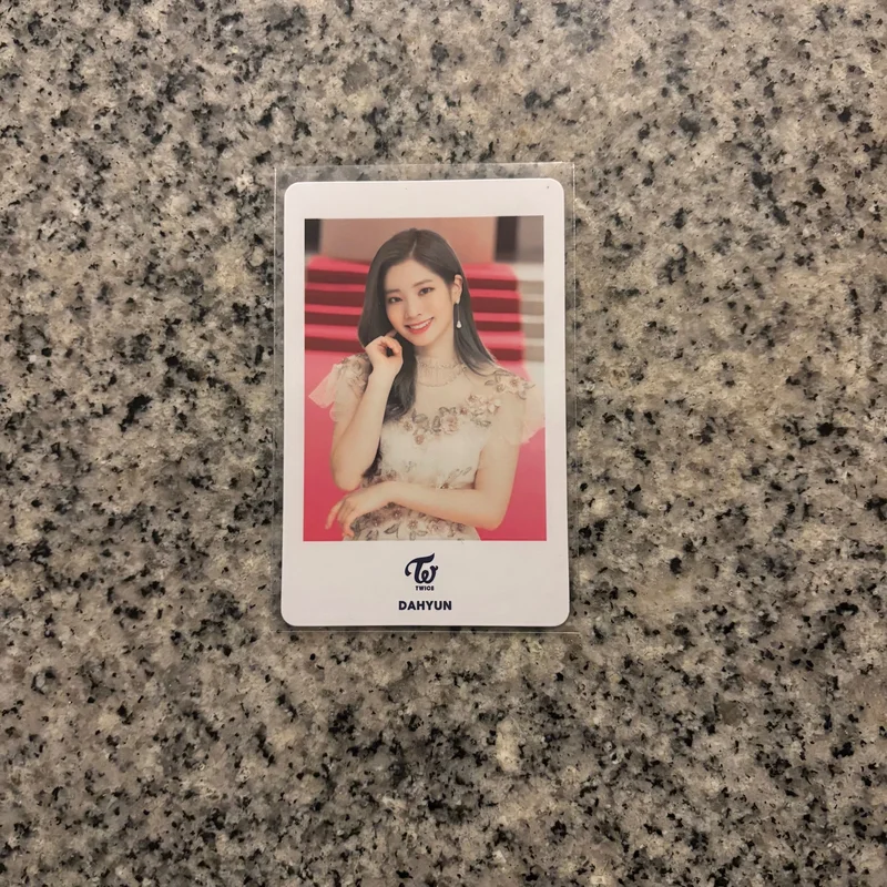 Dahyun Twice - Polaroid