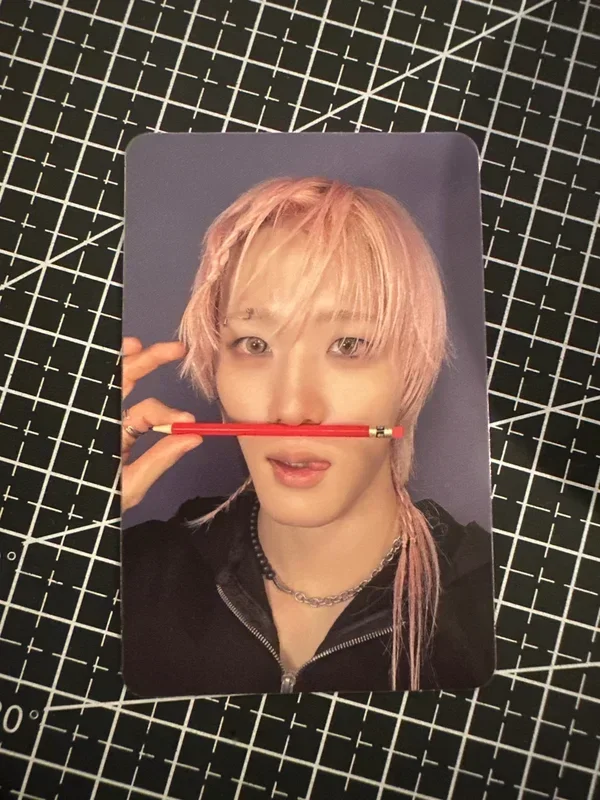 DUH! hello82 Exclusive