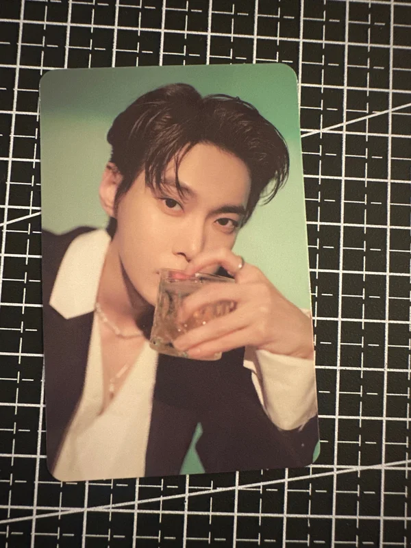 2023 SEASON'S GREETINGS SYNNARA