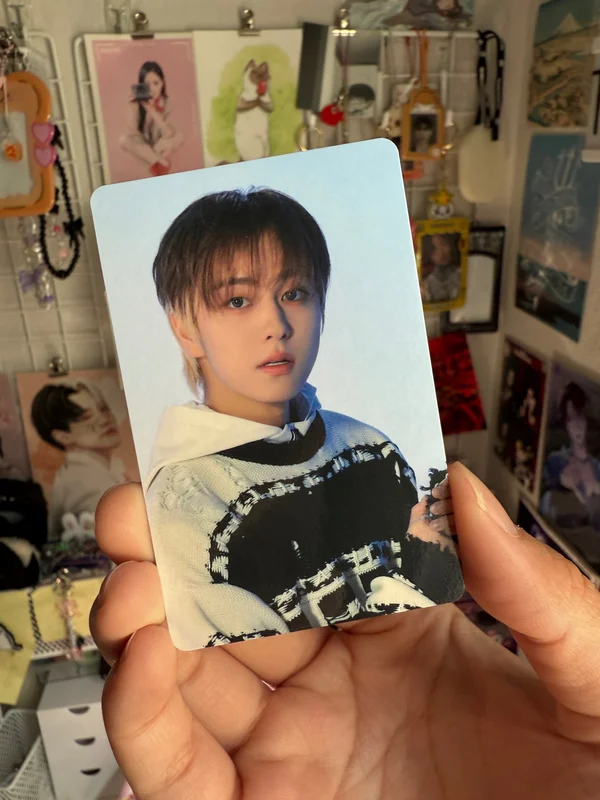 &Team Taki First Paw Print Photocard