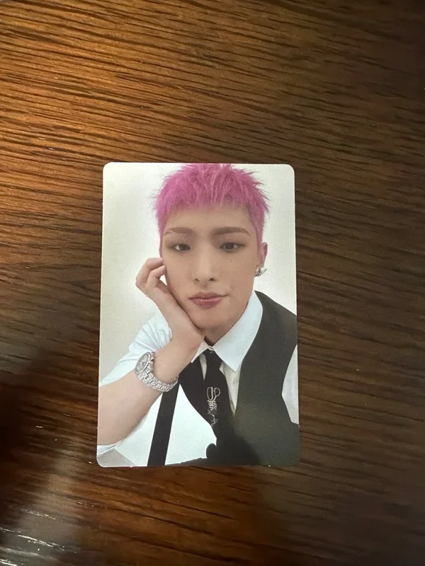 THE WORLD EP.2 : OUTLAW US Exclusive