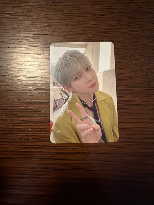 THE WORLD EP.1 : MOVEMENT hello82 INDIE