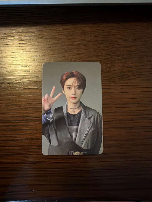 5-STAR POSTCARD VER. Lee Know