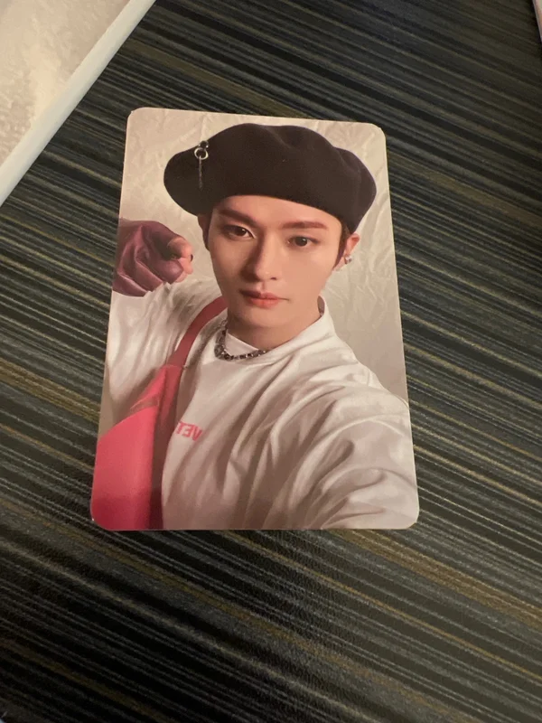 Pocamarket, Stray Kids LEE KNOW ODDINARY K-pop Photocard