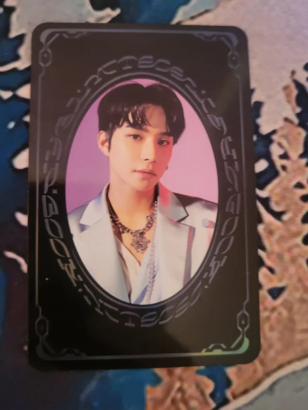 RESONANCE Pt.1 YEARBOOK CARD