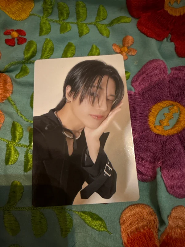 GOLDEN HOUR : Part.2 US Exclusive