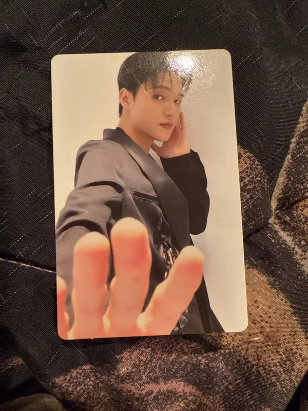 GOLDEN HOUR : Part.1 US Exclusive