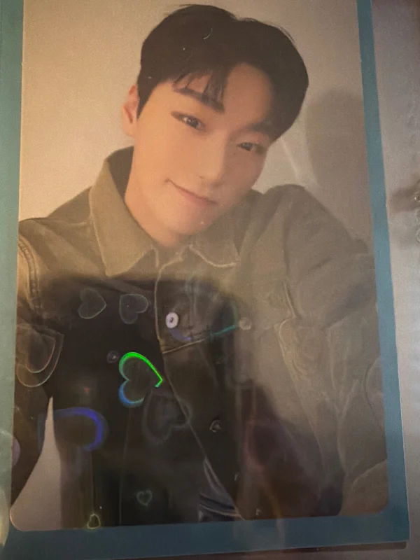 GOLDEN HOUR : Part.1 hello82