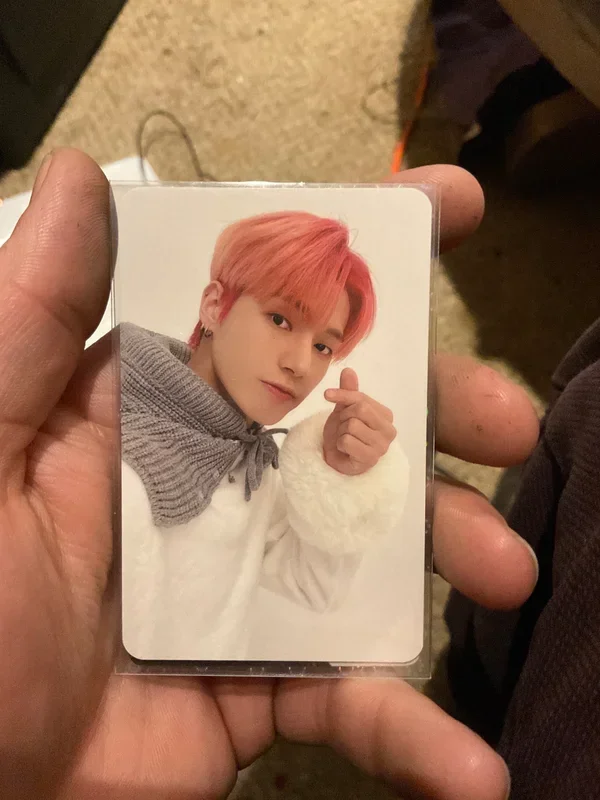 ATEEZ WINTER SPEACIAL MD : SNOWMAN FACTORY SPECIAL GIFT