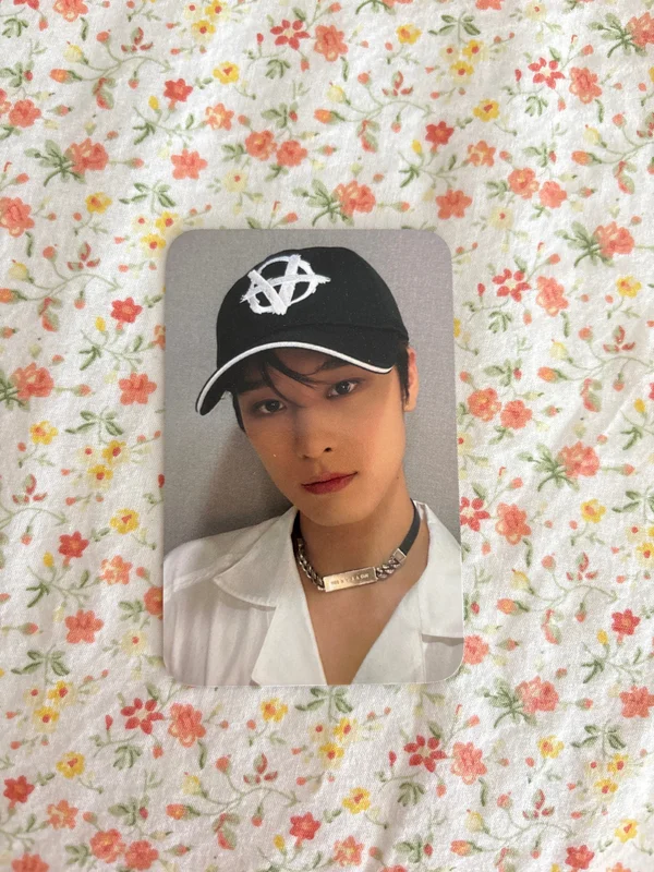 THE BOYZ WORLD TOUR : THE B-ZONE IN EUROPE PHOTOCARD SET