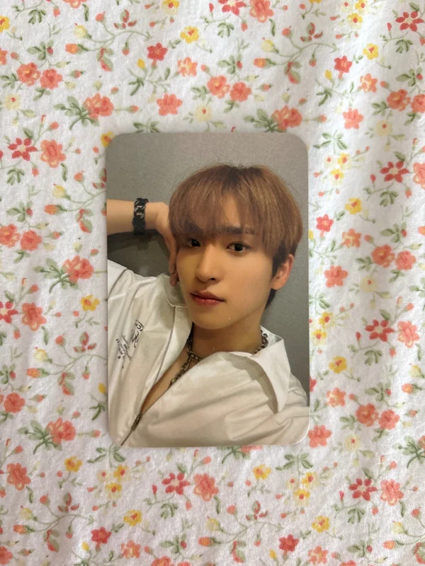 THE BOYZ WORLD TOUR : THE B-ZONE IN EUROPE PHOTOCARD SET