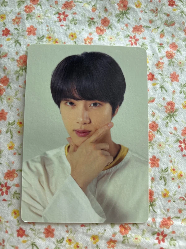 BTS WORLD TOUR 'LOVE YOURSELF' MINI PHOTO CARD