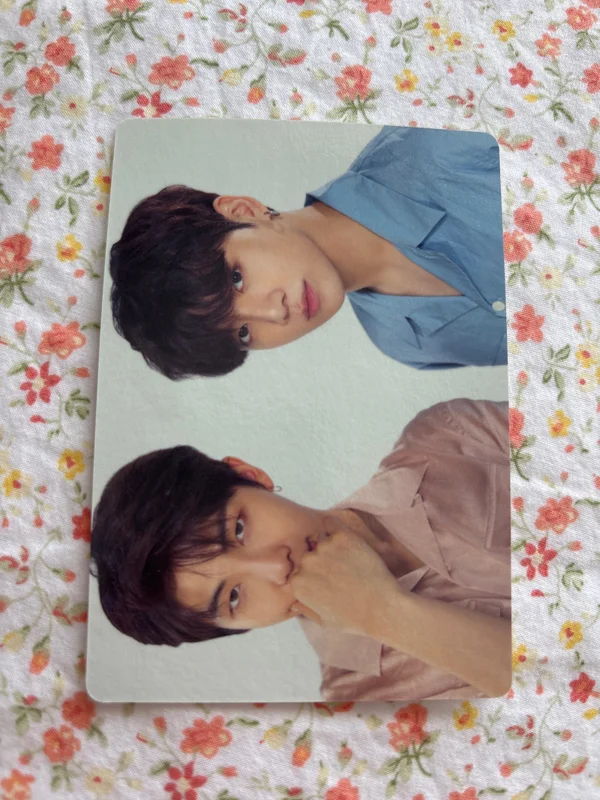 BTS WORLD TOUR 'LOVE YOURSELF' MINI PHOTO CARD
