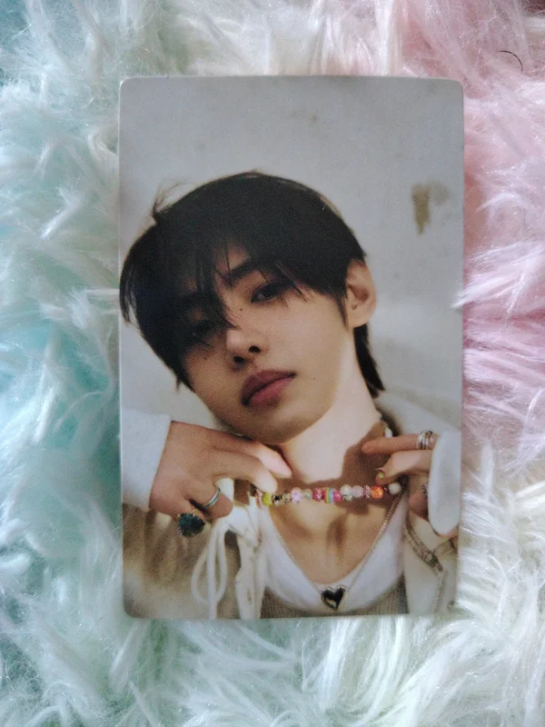 ROMANCE : UNTOLD Photo Card & Tin Case Set