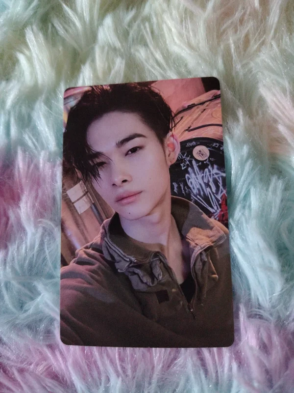 ROMANCE : UNTOLD Weverse Albums Ver.