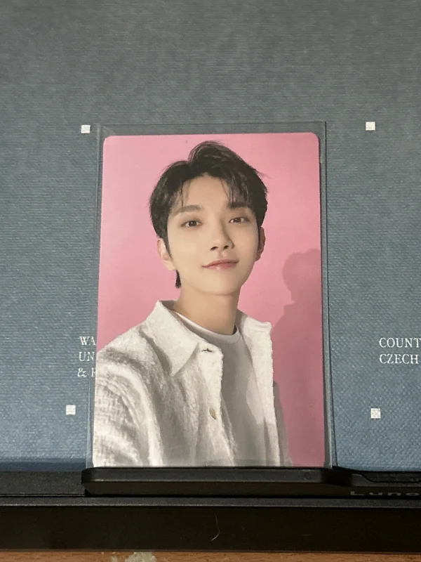 SEVENTEEN CAFE in SEOUL Trading Card Set