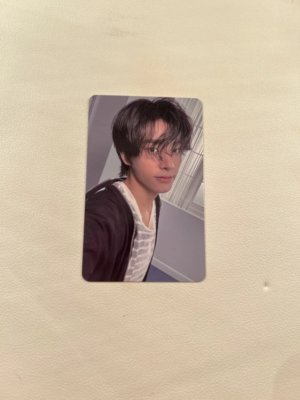 ROMANCE : UNTOLD -daydream- BLUE NOON Ver.