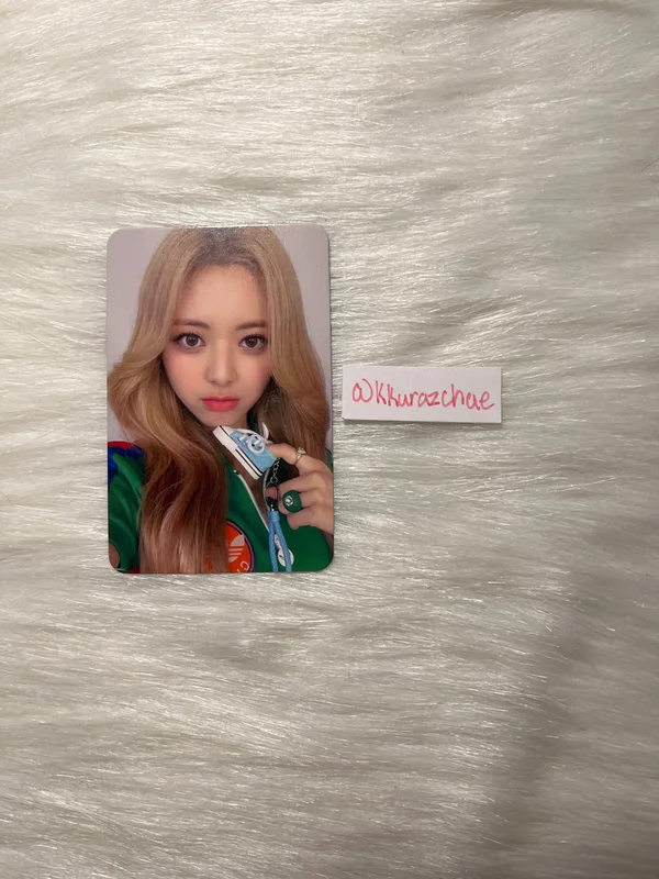 Yuna Checkmate Soundwave ITZY