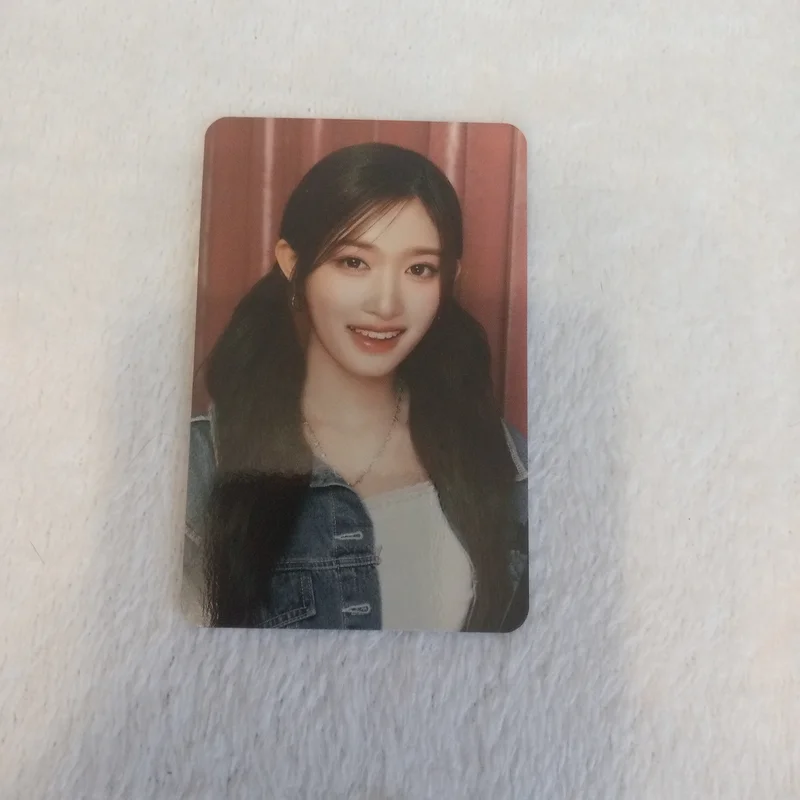 2024 IVE 2nd FANMEETING [MAGAZINE IVE] RANDOM PHOTOCARD PACK