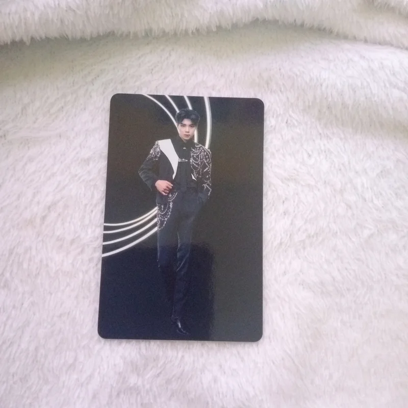 2024 ZEROBASEONE THE FIRST TOUR TIMELESS WORLD IN JAPAN TRADING CARD