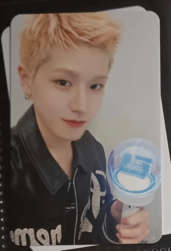 OFFICIAL LIGHT STICK