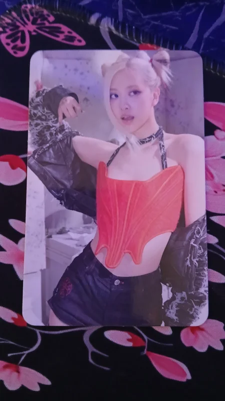 Rose BLACKPINK WORLD TOUR BORN PINK ALBUM BOOTH