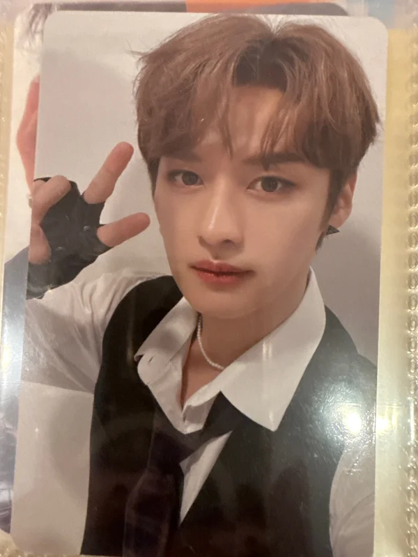 lee know Christmas EveL