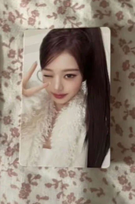 Wonyoung REVIVE+ Digipack Ver.