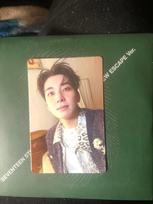 HAPPY BURSTDAY NEW ESCAPE Ver. Wonwoo