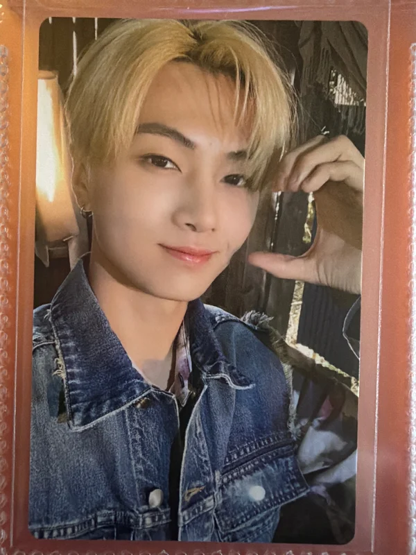 BORDER : DAY ONE WEVERSE