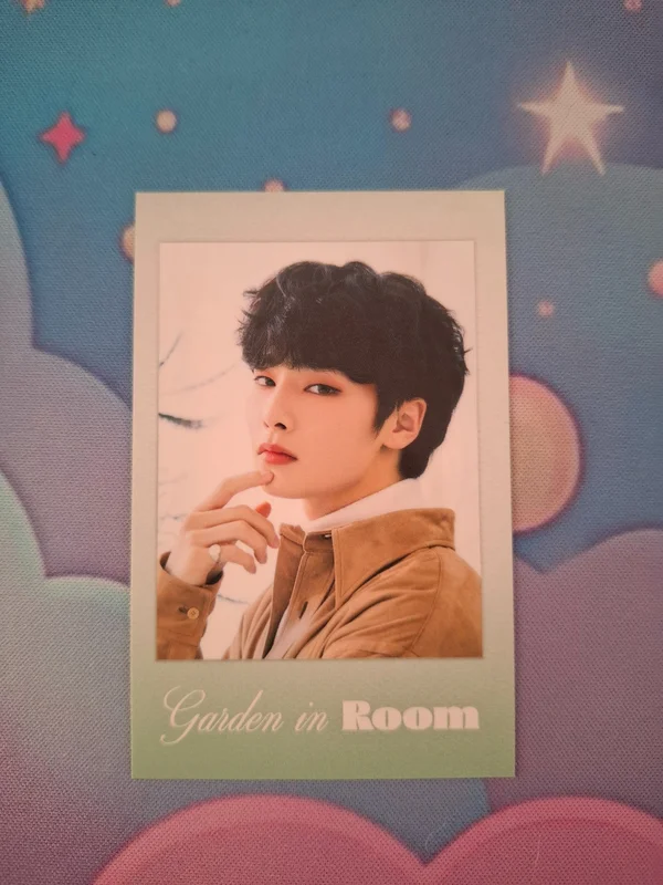 2022 season's greetings room mates