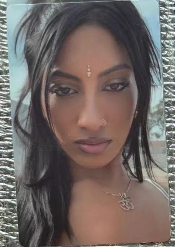 BEAUTIFUL CHAOS WEVERSE