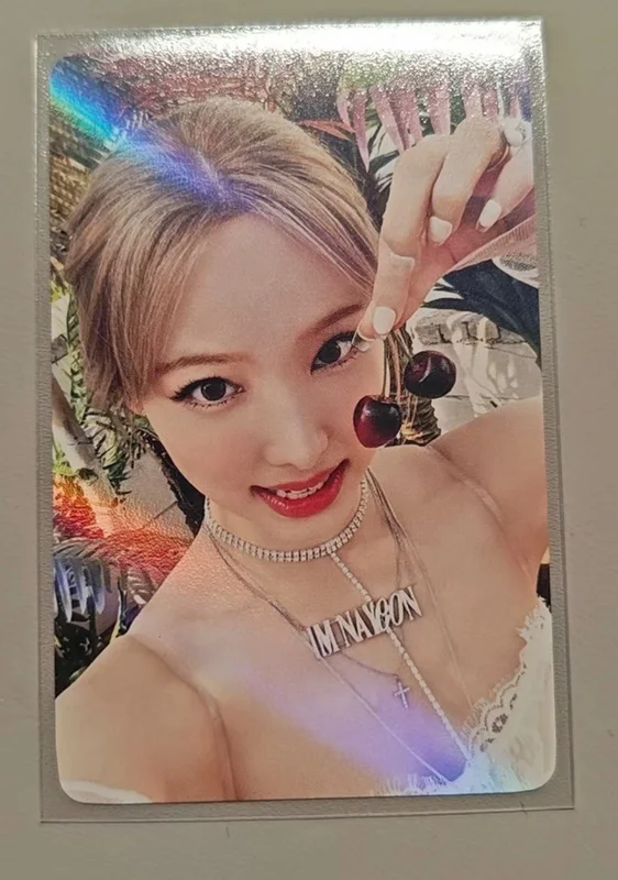 IM NAYEON WITHMUU