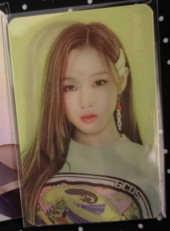 Pocamarket, aespa GISELLE Black Mamba Lenticular K-pop Photocard