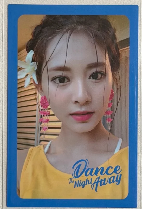 Pocamarket, TWICE TZUYU Summer Nights K-pop Photocard