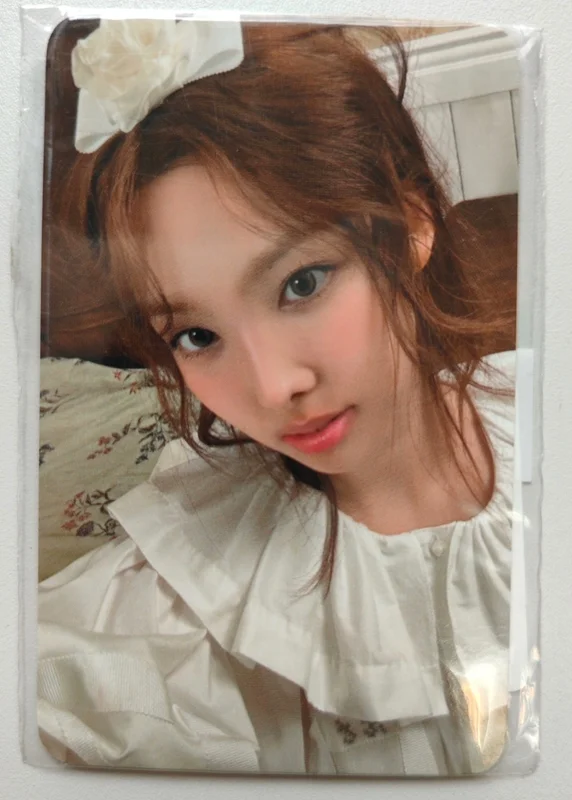 Yes, I am Nayeon. PRE-ORDER EVENT